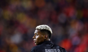 MU theo đuổi Nilson Angulo: Cuộc chiến với các đối thủ ở Ngoại hạng Anh