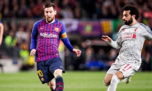 Collymore chỉ trích Salah: 'Cậu không phải Messi, Liverpool không phải CLB đó'