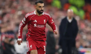 Salah và HLV Slot đối đầu: Liệu 'Vua Ai Cập' có rời Liverpool?