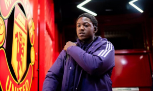 Tương lai Kobbie Mainoo tại Man Utd rẽ hướng, Napoli cân nhắc từ bỏ