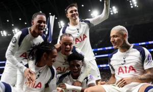 Tottenham 3-0 Slavia Prague: Spurs thể hiện sức mạnh sau màn tri ân Son Heung-min