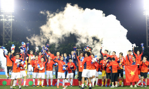 Ngày này năm xưa: U22 Việt Nam kết thúc 60 năm chờ đợi với tấm HCV SEA Games