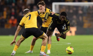 Làn sóng chỉ trích nhắm vào HLV Ruben Amorim sau cách đối xử với Kobbie Mainoo