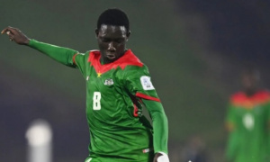 Chelsea chiêu mộ tài năng trẻ Muhammad Zongo