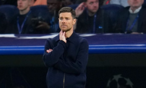 Khủng hoảng Real, Benzema chỉ trích thiếu sự kết nối giữa Mbappe, Vinicius và Bellingham