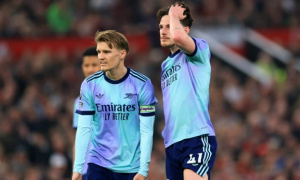 Arsenal tái hợp bộ ba siêu hạng đấu Wolves sau 10 tuần