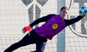 Barcelona quyết định tương lai Ter Stegen: Thách thức World Cup và giải pháp cho mượn