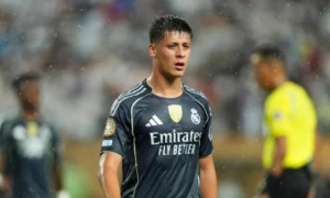 Man United theo đuổi Arda Guler, tiền vệ Real Madrid phản hồi