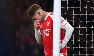 Martin Keown lo ngại về thể lực của Viktor Gyokeres trong chiến thắng của Arsenal