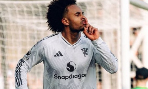 Roma đẩy nhanh đàm phán chiêu mộ Joshua Zirkzee từ Manchester United