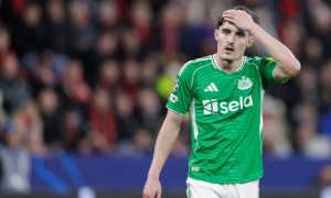 Tino Livramento chưa muốn gia hạn hợp đồng với Newcastle