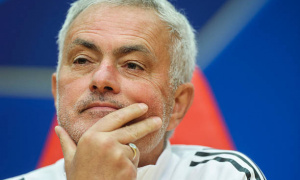 Mourinho hài lòng khi Benfica che giấu hạn chế bằng chiến thắng 4-0