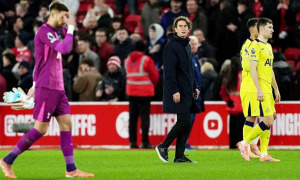 Frank hy vọng có thêm thời gian để thay đổi Tottenham