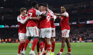 Walcott tin Aston Villa có thể đe dọa Arsenal và Manchester City trong cuộc đua vô địch