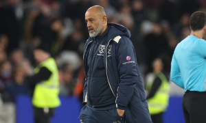 West Ham thất bại 2-3 trước Aston Villa, chỉ trích đổ dồn vào Nuno Espirito Santo