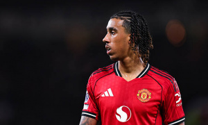 Leny Yoro lạc lối tại Old Trafford: Sai lầm của Ruben Amorim?