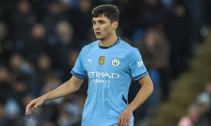 Carabao Cup: Hackett nói Khusanov phải nhận thẻ đỏ trận Man City 2-0 Brentford