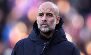 Carabao Cup: Pep Guardiola chê thái độ thi đấu của Cherki, Savinho