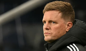 Newcastle cân nhắc gọi lại Matt Targett vì khủng hoảng hàng thủ