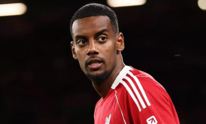 Liverpool: Isak phải chờ đến mùa sau mới có thể tỏa sáng