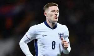 Man Utd theo đuổi Elliot Anderson, Nottingham Forest hét giá 100 triệu bảng