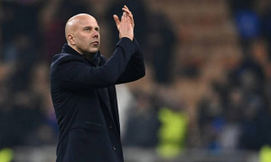 Liverpool đấu Tottenham: Arne Slot báo tin vui về Cody Gakpo