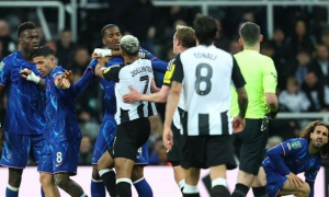 Maresca cảnh báo Chelsea về hàng tiền vệ Newcastle