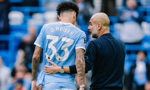 Manchester City và cuộc cách mạng ở hai hành lang biên