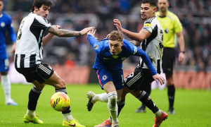 Cole Palmer bị “giải mã” tại St James’ Park và bài toán phụ thuộc của Chelsea