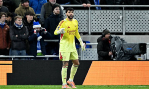 Arsenal thắng Everton, Raya mang đến màn trình diễn vững chắc