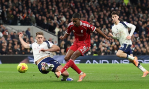 Liverpool lo ngại chấn thương nghiêm trọng của Alexander Isak