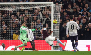 Aston Villa 0-0 Manchester United: Lammens cứu thua xuất sắc, Ugarte bị chỉ trích
