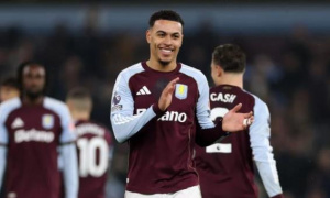 Morgan Rogers hạ gục Man Utd, gửi tín hiệu chuyển nhượng cho INEOS