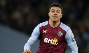 Ngoại hạng Anh: Emery khắt khe với Morgan Rogers sau trận thắng MU