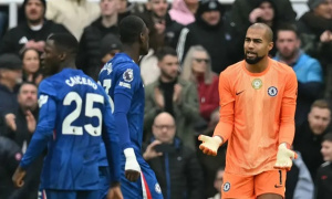 Gary Neville lo ngại Chelsea thiếu kinh nghiệm và bản lĩnh