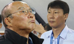 Ông Park Hang-seo gửi lời chúc mừng và quà tặng ý nghĩa cho HLV Kim Sang-sik