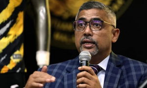 FIFA vào cuộc điều tra Tổng thư ký FAM trong vụ nhập tịch đầy tranh cãi