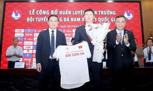 HLV Kim Sang-sik kích hoạt gia hạn đến Asian Cup 2027