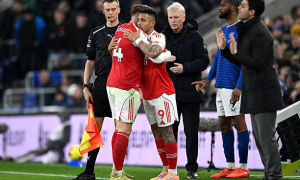 Arsenal và bài toán hàng công: Gyokeres hay Jesus mới là lời giải?