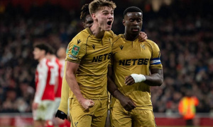 Marc Guehi lộ dấu hiệu gia nhập Arsenal của Arteta