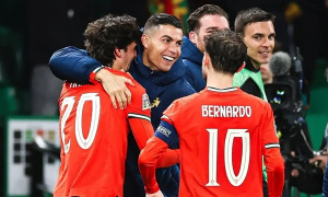 Trincao bảo vệ vai trò của Ronaldo tại tuyển Bồ Đào Nha