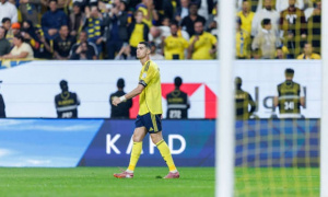 Ronaldo kiến tạo, chạm mốc 132 bàn sau 124 trận