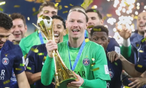 Matvey Safonov giành Cầu thủ xuất sắc nhất tháng 12