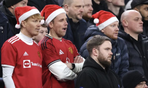 Boxing Day tại Ngoại hạng Anh: Khán giả mở hội, cầu thủ cày ải