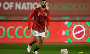 HLV Hugo Broos: ĐT Nam Phi đừng e sợ hào quang Mohamed Salah