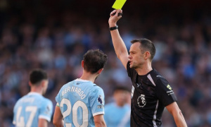 3 trụ cột Man City đối mặt án treo giò