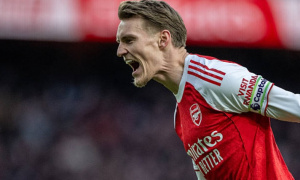 Nick Wright chỉ ra chìa khóa làm nên bàn thắng của Odegaard trong trận Arsenal vs Brighton