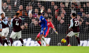 Sky Sports chỉ trích thủ môn Martinez ở bàn thắng của Chelsea