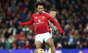 Joshua Zirkzee đồng ý đến Roma, rời Man Utd tháng Giêng
