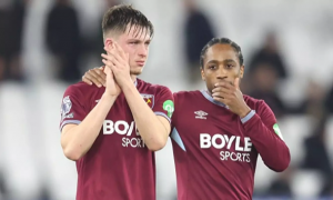 West Ham thua Fulham, Oliver Scarles bật khóc nhưng bị đồng đội ngó lơ